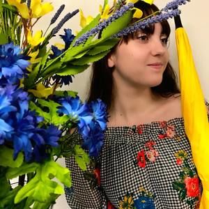 Meet your Posher, Sarai